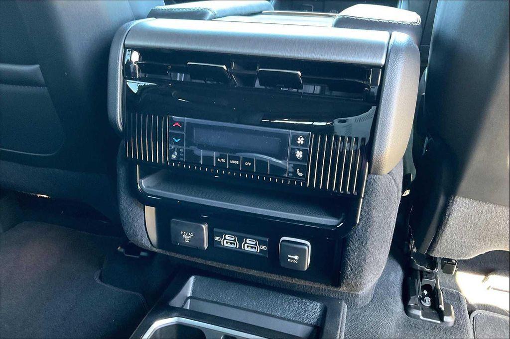 new 2025 Jeep Wagoneer car, priced at $70,999