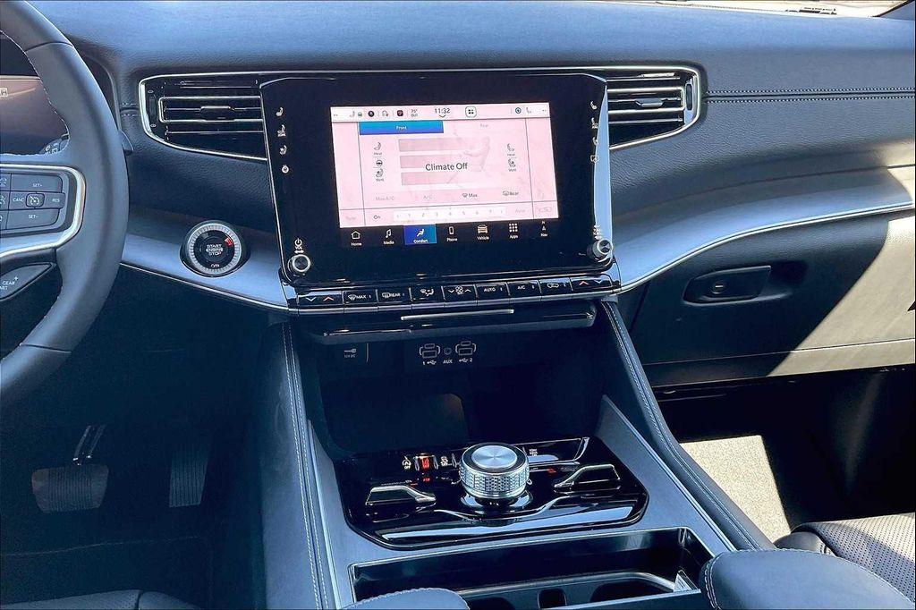 new 2025 Jeep Wagoneer car, priced at $70,999