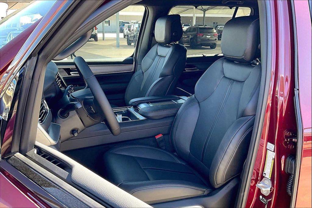 new 2025 Jeep Wagoneer car, priced at $70,999