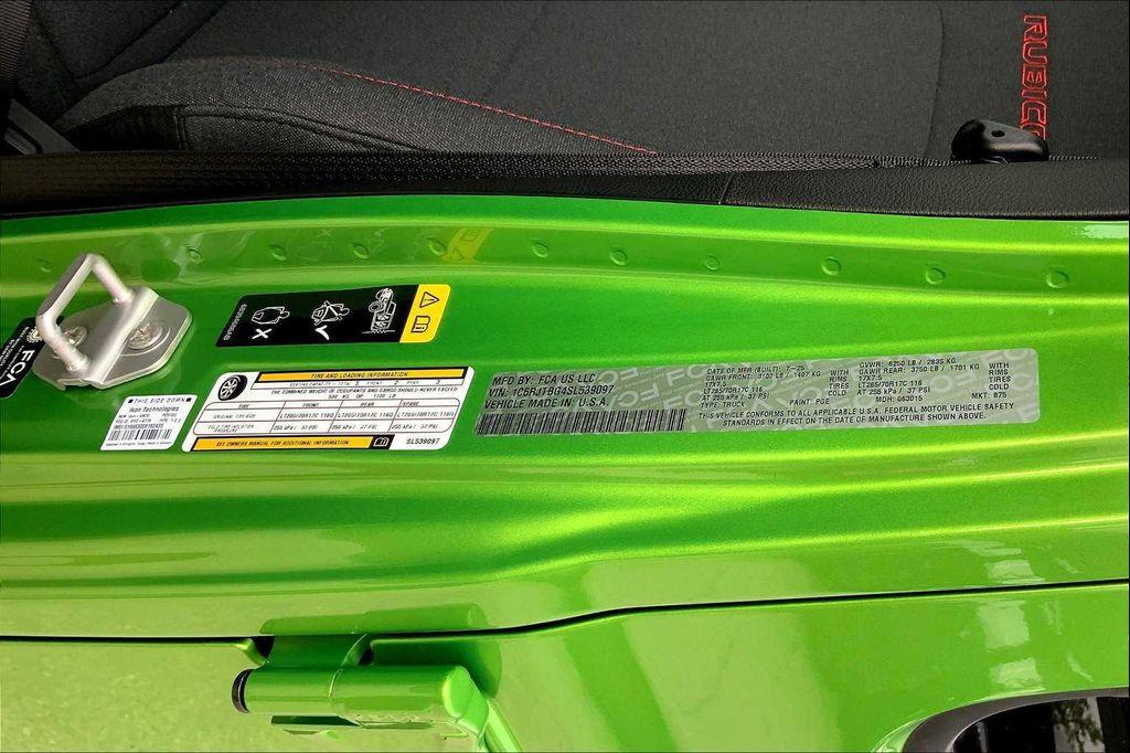 new 2025 Jeep Gladiator car, priced at $51,647