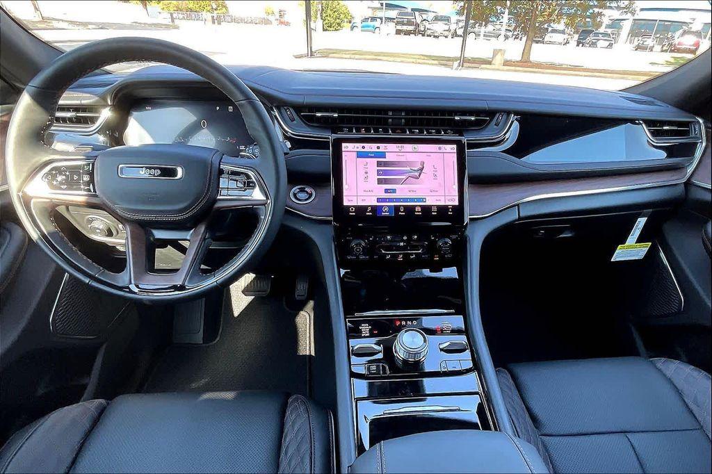 new 2025 Jeep Grand Cherokee L car, priced at $64,945