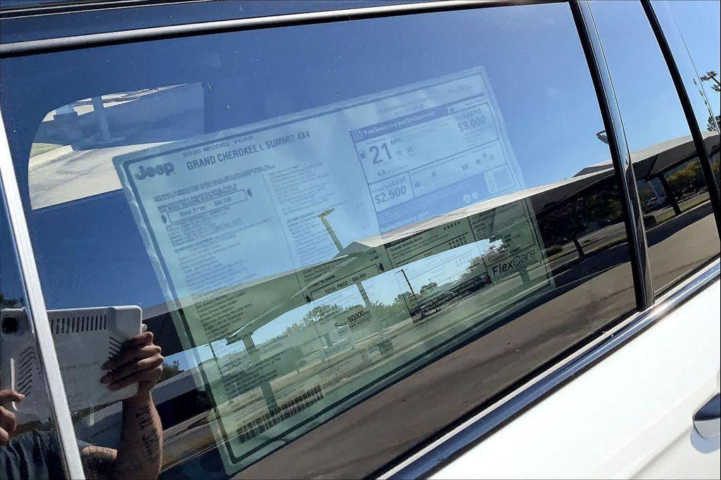 new 2025 Jeep Grand Cherokee L car, priced at $64,945