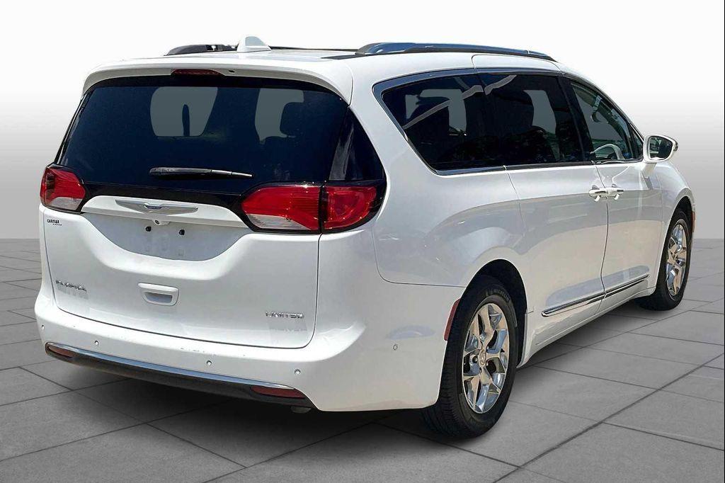 used 2018 Chrysler Pacifica car, priced at $17,999