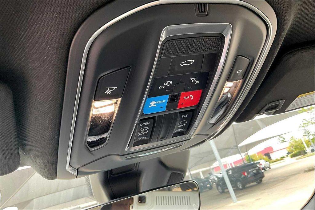 new 2025 Jeep Grand Cherokee L car, priced at $42,915
