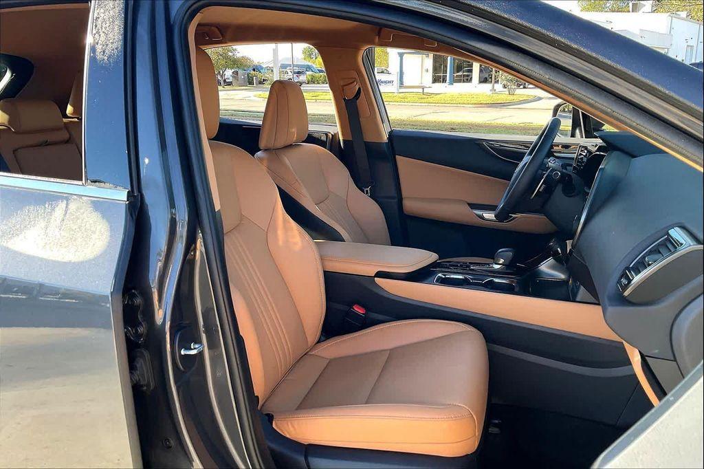 used 2025 Lexus NX 250 car, priced at $38,999