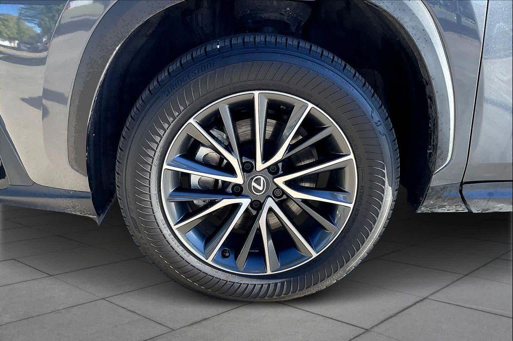 used 2025 Lexus NX 250 car, priced at $38,999