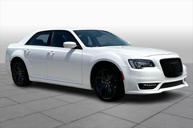 used 2022 Chrysler 300 car, priced at $25,999