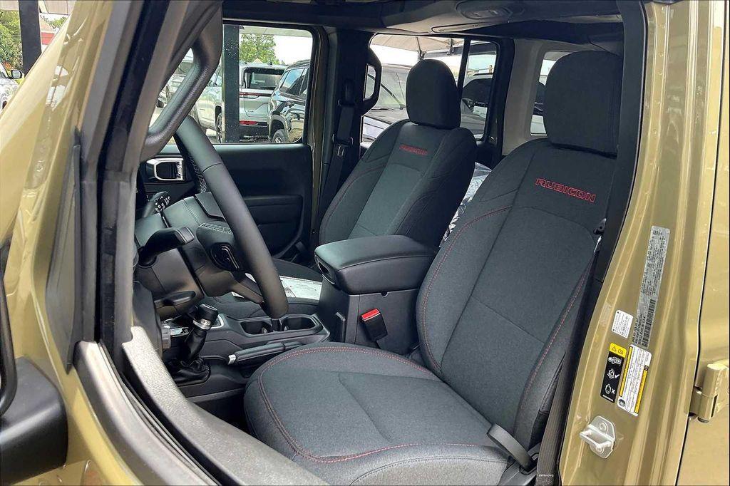new 2025 Jeep Wrangler car, priced at $58,285