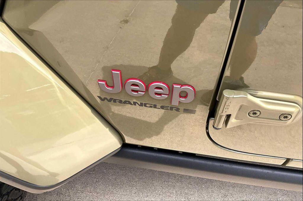new 2025 Jeep Wrangler car, priced at $58,285