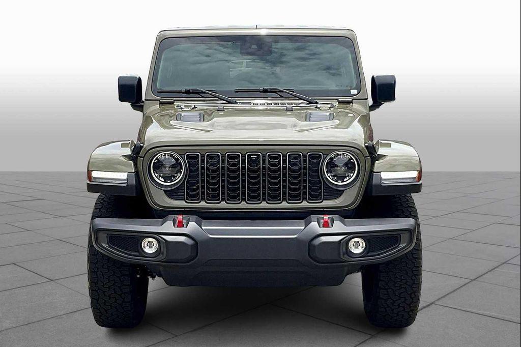 new 2025 Jeep Wrangler car, priced at $58,285