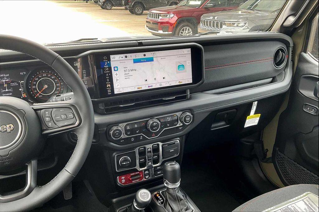 new 2025 Jeep Wrangler car, priced at $58,285