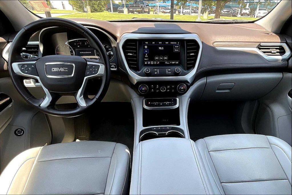 used 2023 GMC Acadia car, priced at $27,999