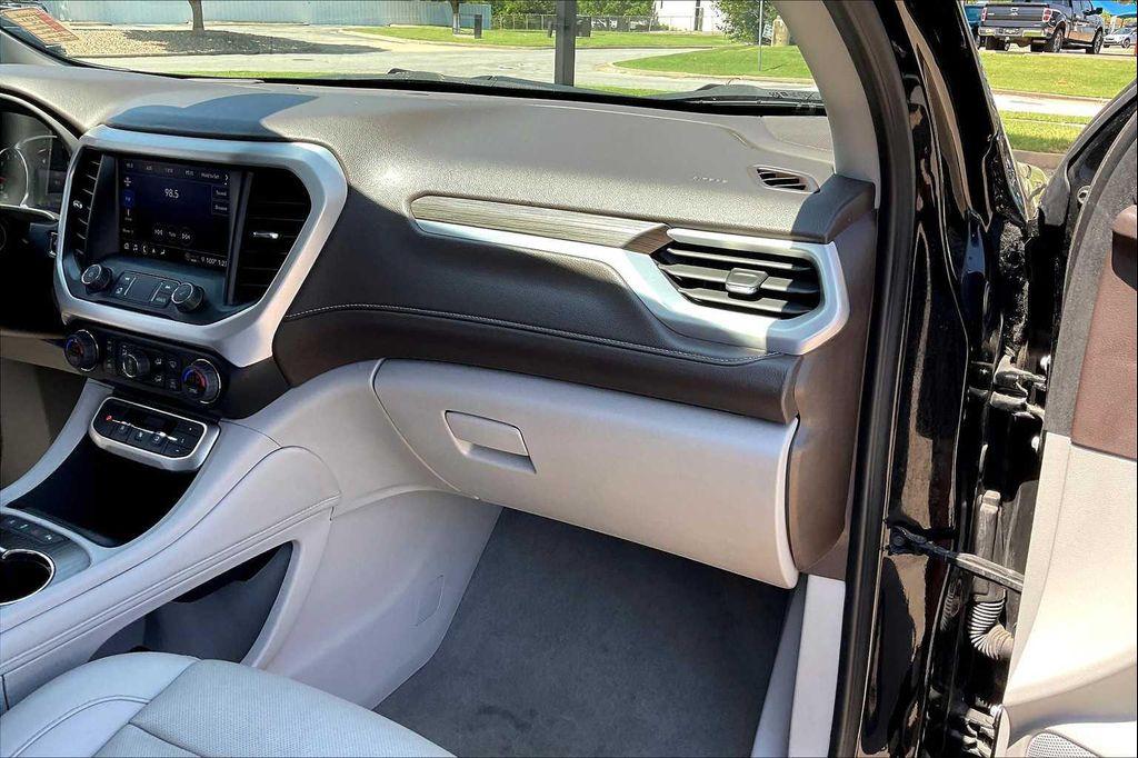 used 2023 GMC Acadia car, priced at $27,999