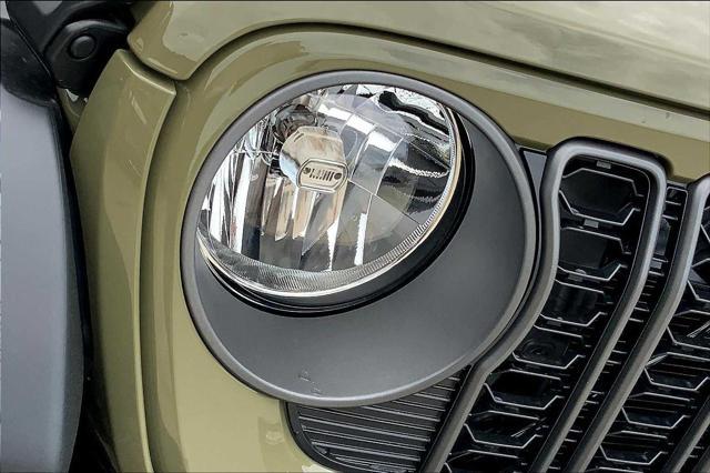 new 2025 Jeep Wrangler car, priced at $35,250