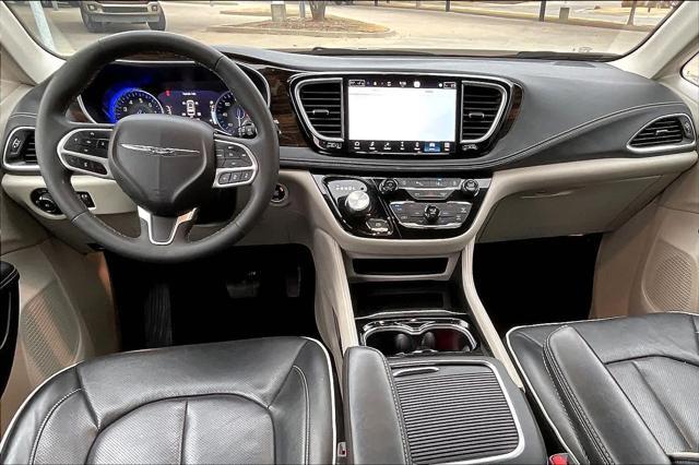 used 2023 Chrysler Pacifica car, priced at $35,000