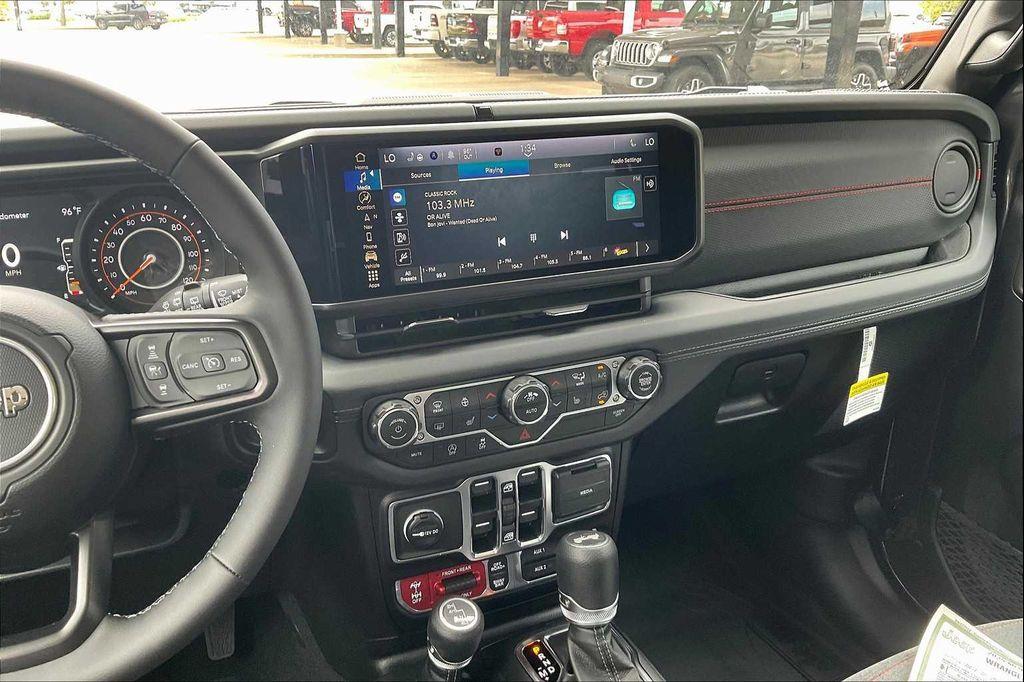 new 2025 Jeep Wrangler car, priced at $58,285