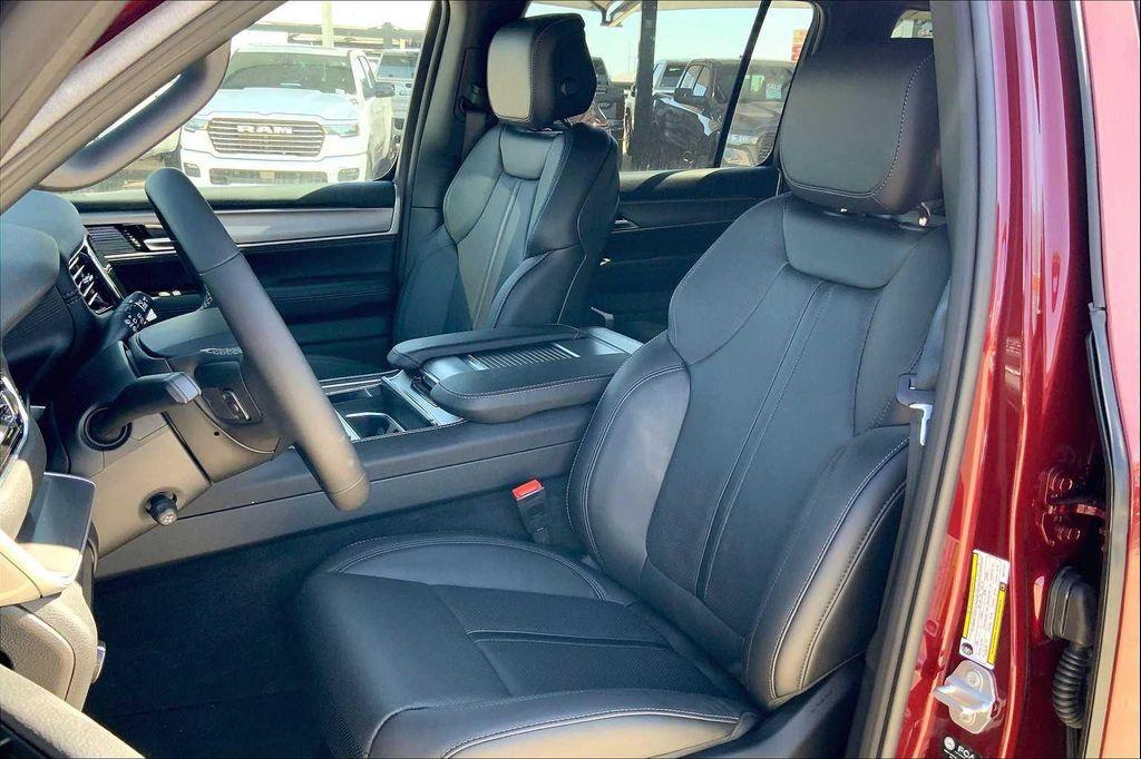 new 2025 Jeep Wagoneer L car, priced at $70,045