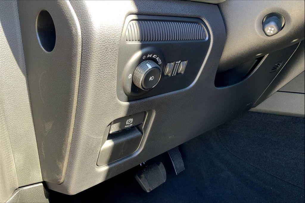 new 2025 Jeep Wagoneer L car, priced at $70,045