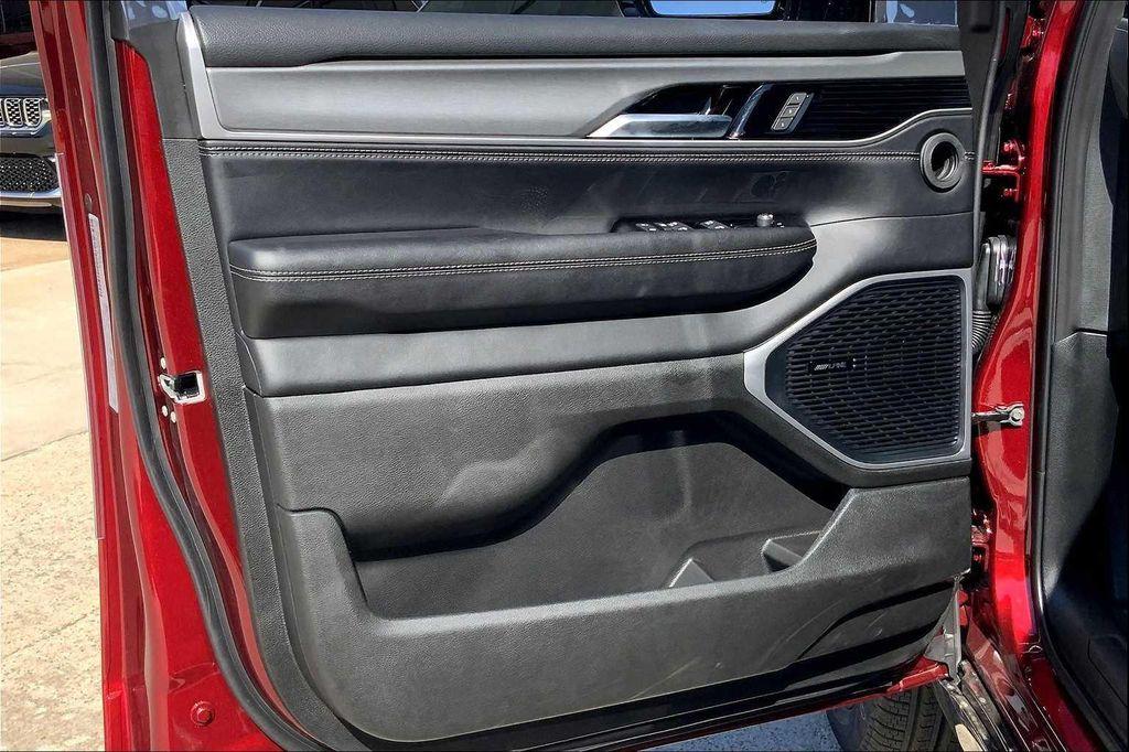 new 2025 Jeep Wagoneer L car, priced at $70,045