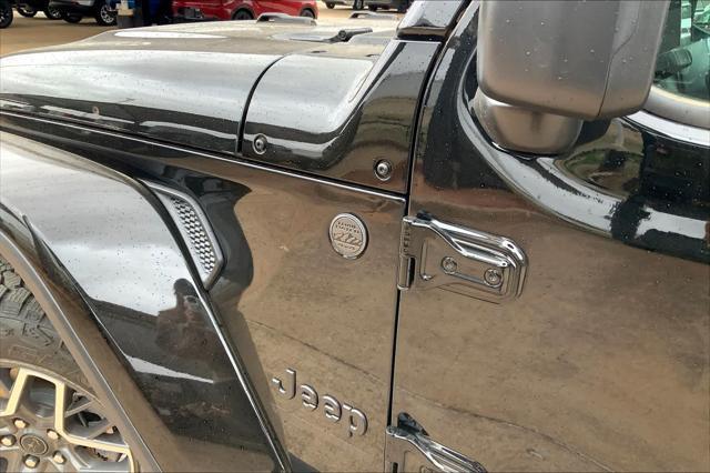 new 2025 Jeep Wrangler car, priced at $54,085