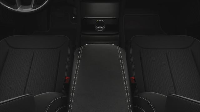 new 2025 Jeep Grand Cherokee car, priced at $38,875
