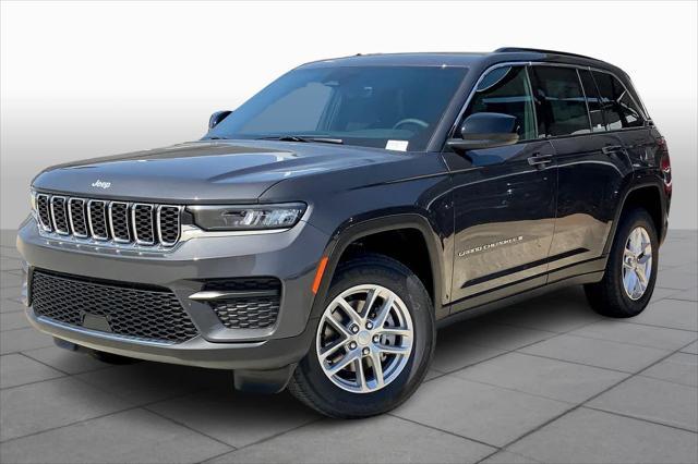 new 2025 Jeep Grand Cherokee car, priced at $37,875