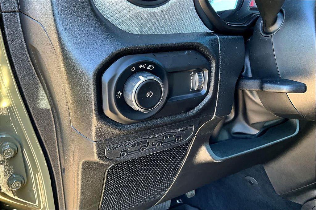 new 2026 Jeep Wrangler car, priced at $36,265