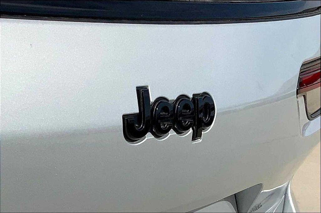 new 2025 Jeep Grand Cherokee L car, priced at $41,430