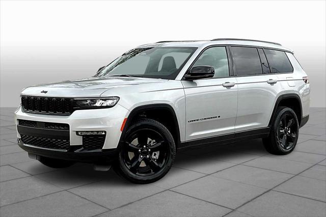 new 2025 Jeep Grand Cherokee L car, priced at $51,999