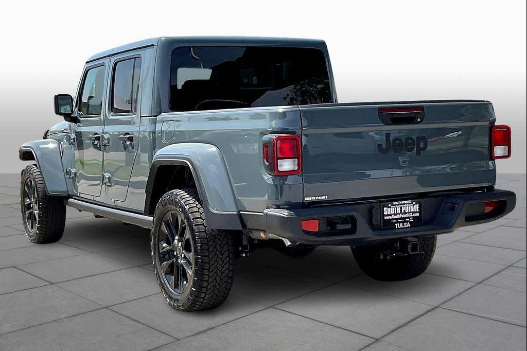 new 2025 Jeep Gladiator car, priced at $43,330