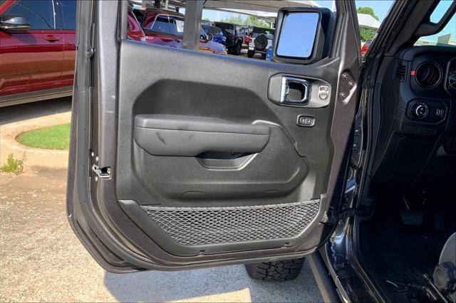 new 2025 Jeep Gladiator car, priced at $53,600
