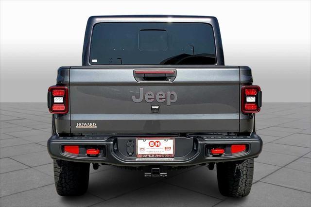 new 2025 Jeep Gladiator car, priced at $53,600