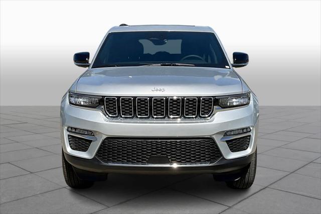 new 2025 Jeep Grand Cherokee car, priced at $48,000
