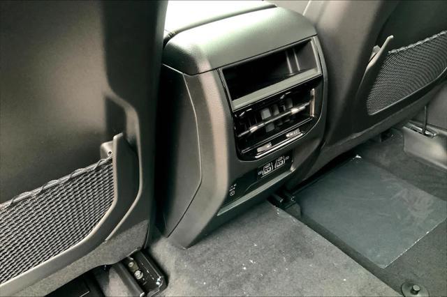 new 2025 Jeep Grand Cherokee car, priced at $42,875