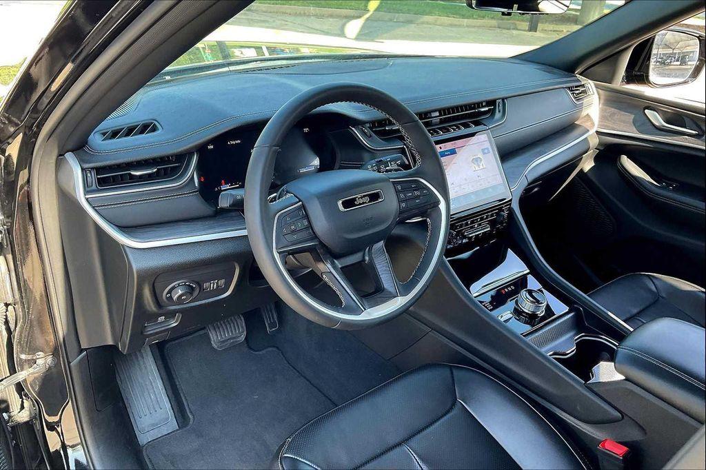 used 2024 Jeep Grand Cherokee L car, priced at $37,999
