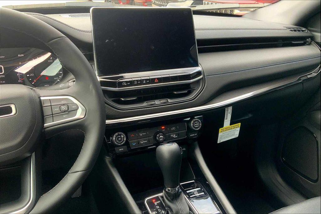 new 2025 Jeep Compass car, priced at $28,752
