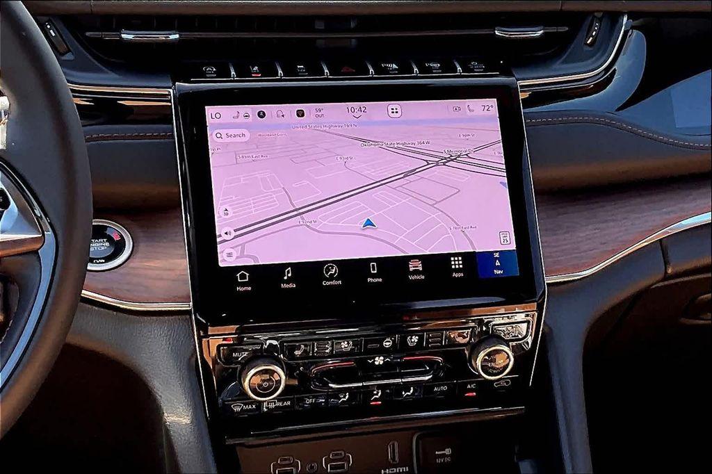 new 2025 Jeep Grand Cherokee L car, priced at $66,045