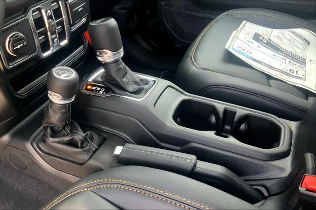 new 2025 Jeep Gladiator car, priced at $45,255