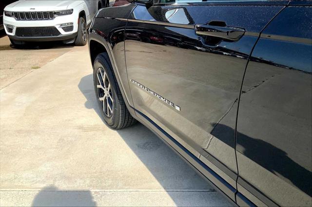 new 2025 Jeep Grand Cherokee car, priced at $44,495
