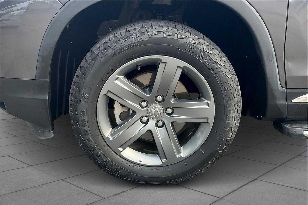 used 2022 Honda Ridgeline car, priced at $31,499