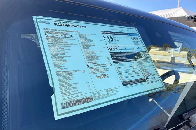 new 2025 Jeep Gladiator car, priced at $50,185