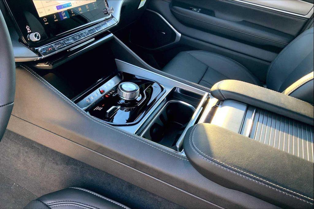 new 2025 Jeep Wagoneer L car, priced at $70,311