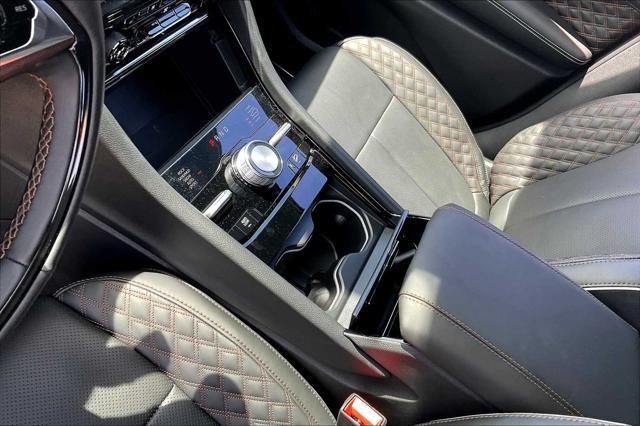 new 2025 Jeep Grand Cherokee car, priced at $66,000