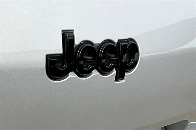 new 2024 Jeep Grand Cherokee L car, priced at $47,920