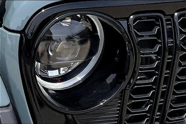 new 2025 Jeep Gladiator car, priced at $50,300