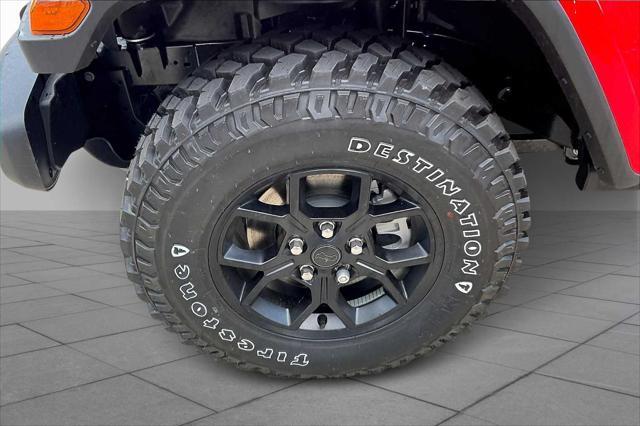 new 2025 Jeep Gladiator car, priced at $50,000