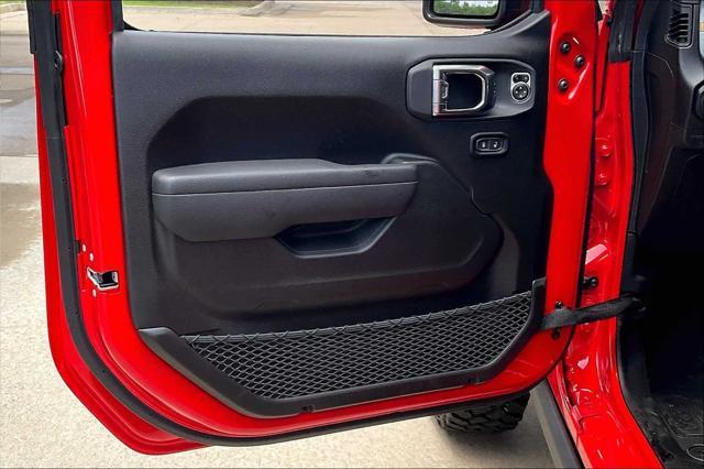 new 2025 Jeep Gladiator car, priced at $50,000