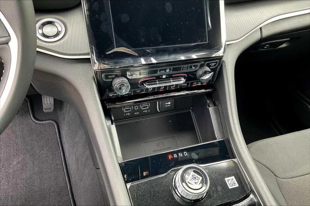 new 2025 Jeep Grand Cherokee car, priced at $41,500
