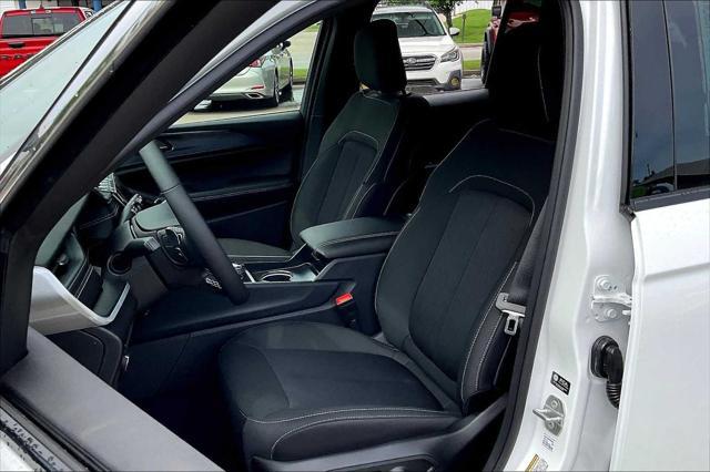 new 2025 Jeep Grand Cherokee car, priced at $41,500
