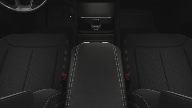 new 2025 Jeep Grand Cherokee car, priced at $40,999